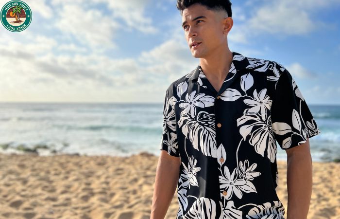 Men hawaiian shirts has Neutral color - Hawaiian Men Outfit