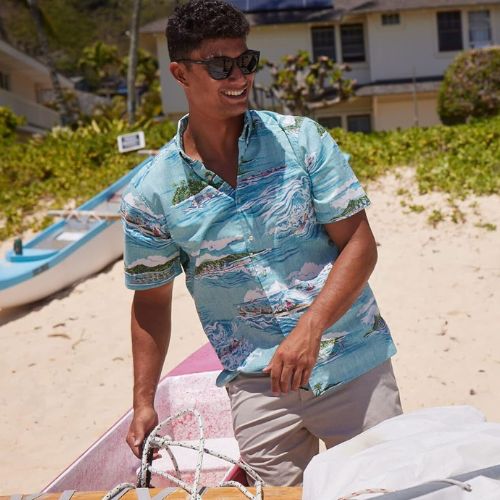 The 15+ Best Hawaiian Shirt Brands for Your Summer Style